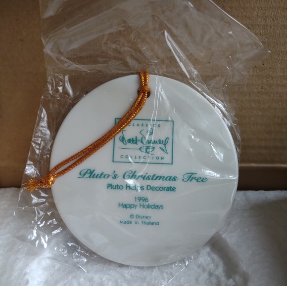Walt Disney Collection Disc Ornament - Picture 5 of 5